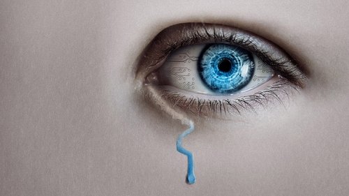 دختر مصنوعی