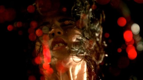 رنگ عجیب اشک های بدنت