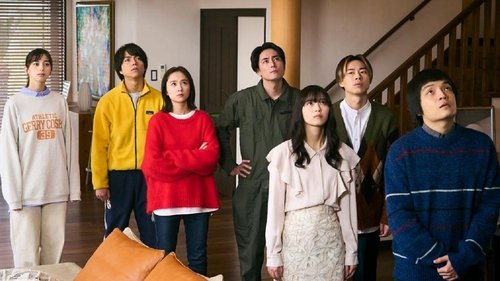 در یک ویلای کوهستانی بسته در میان برف