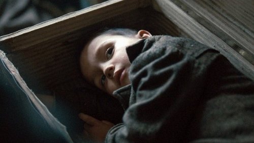 برهنه در میان گرگ ها