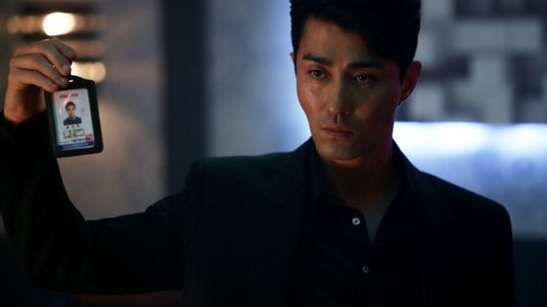 مردی با پاشنه بلند