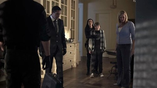 هجوم به خانه